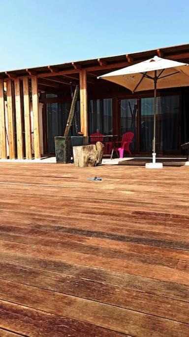 Beautiful Chalet With Wifi And Free Parking อาโรนา ภายนอก รูปภาพ